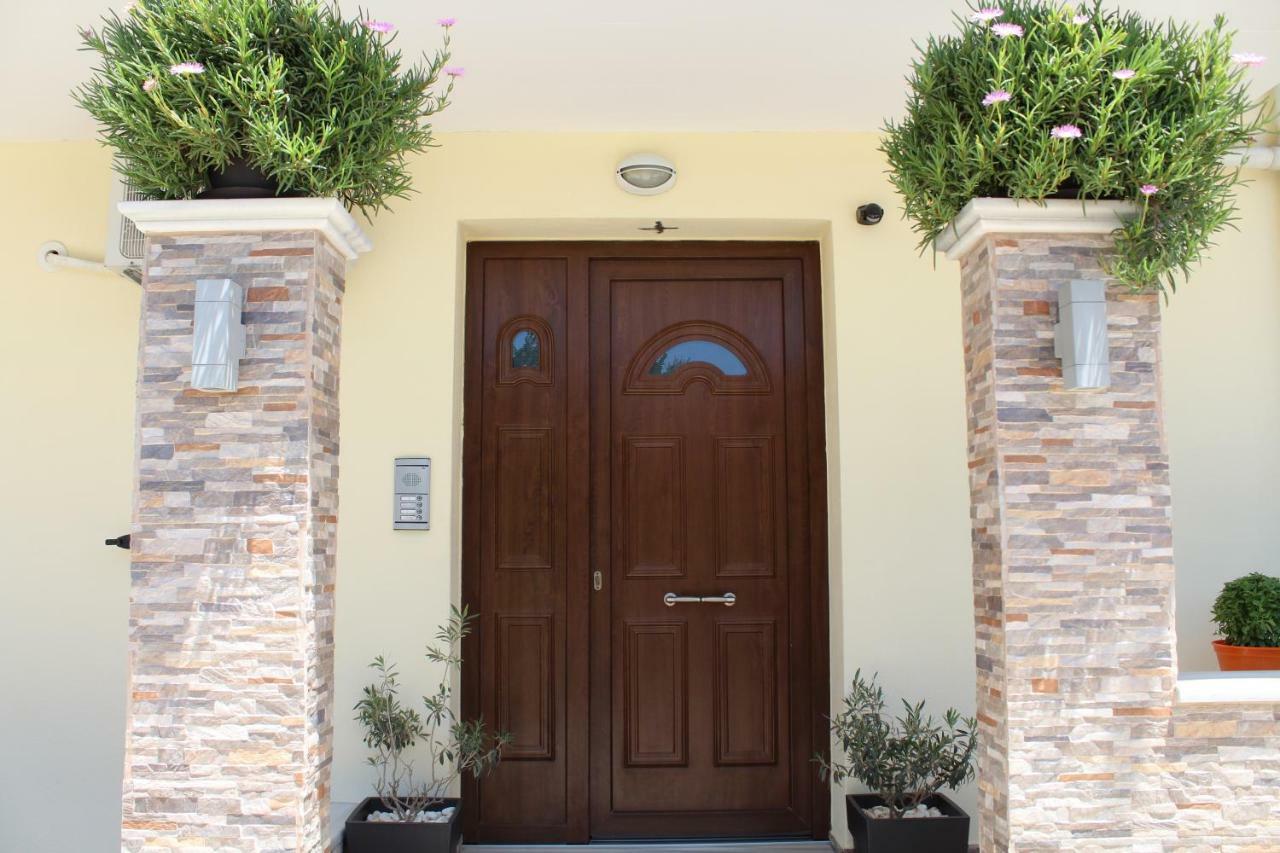 Antelia Homes Скиатос Экстерьер фото
